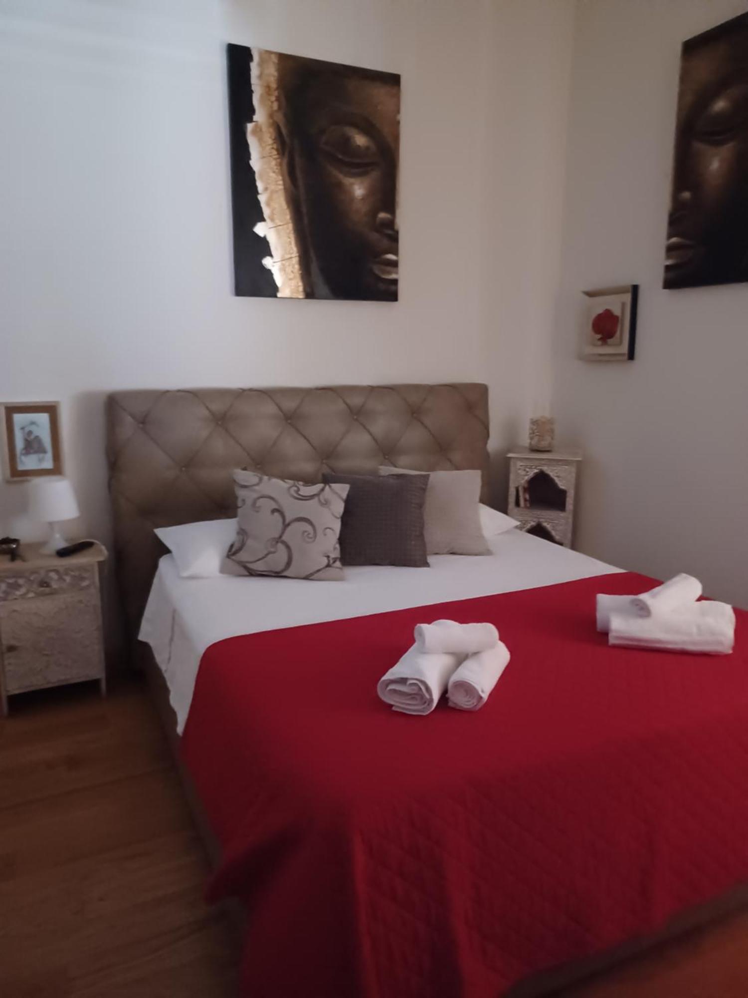 Le Stanze Di Penelope Bed & Breakfast Salerno Luaran gambar