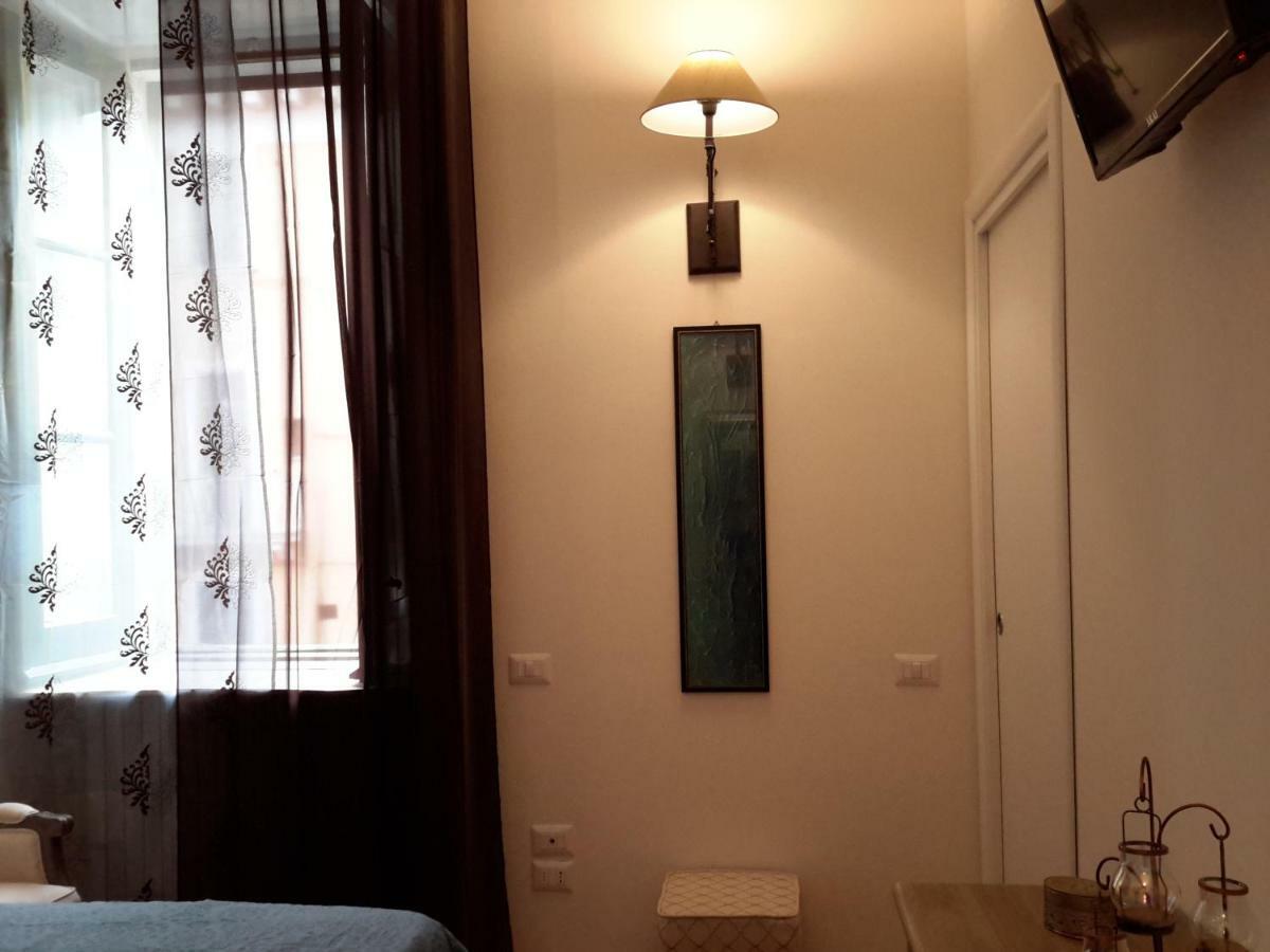 Le Stanze Di Penelope Bed & Breakfast Salerno Luaran gambar