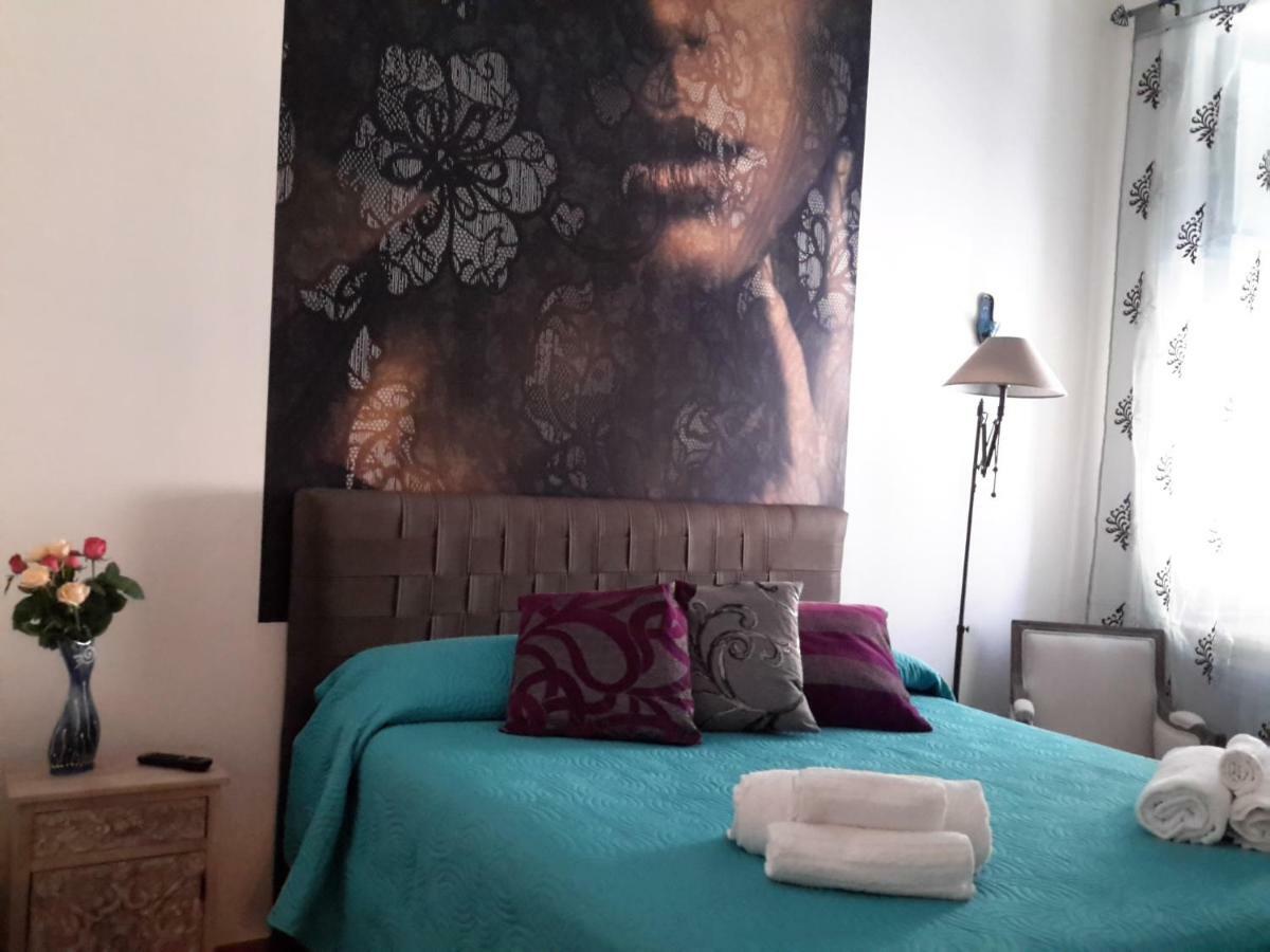 Le Stanze Di Penelope Bed & Breakfast Salerno Luaran gambar