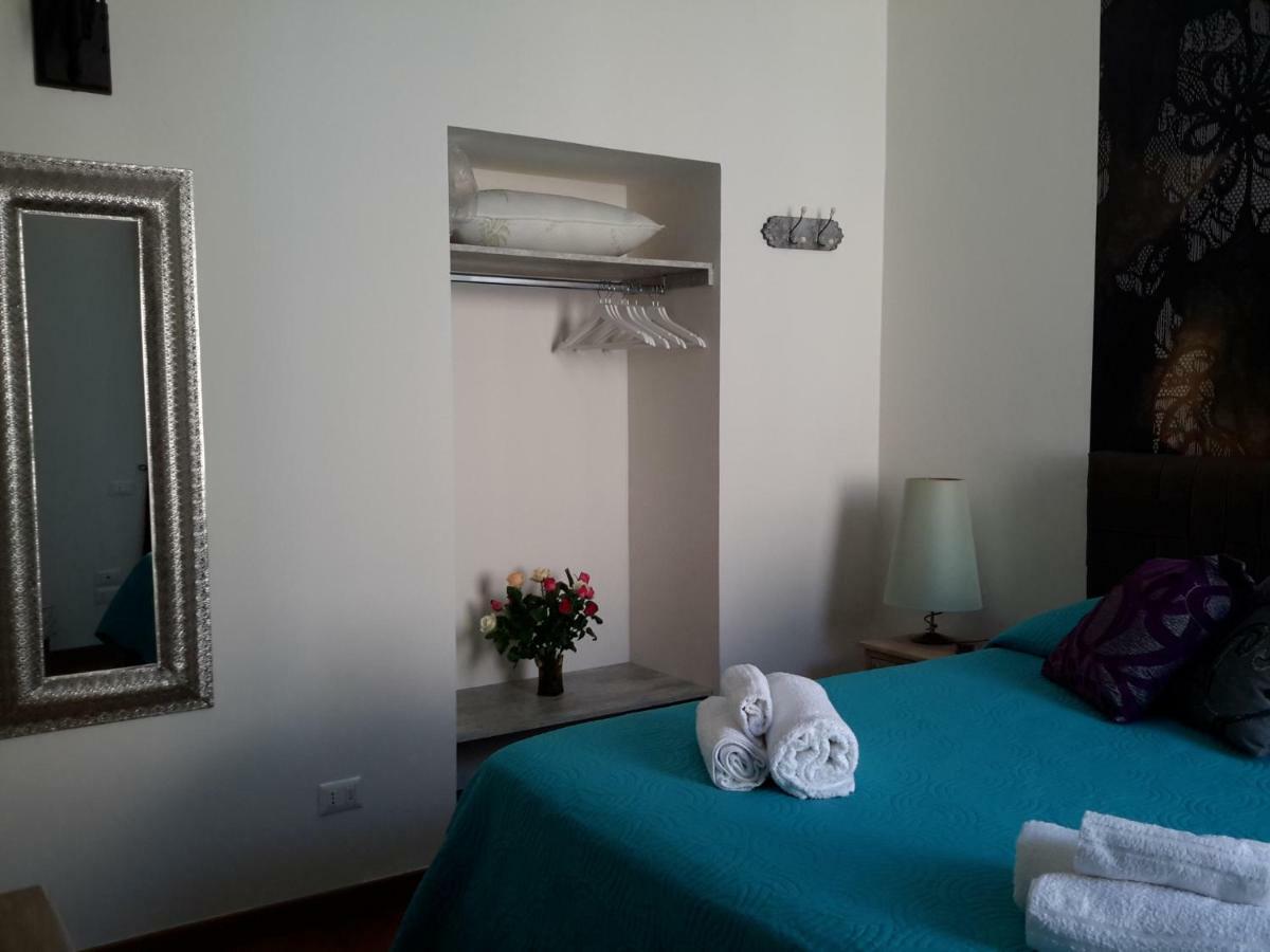 Le Stanze Di Penelope Bed & Breakfast Salerno Luaran gambar