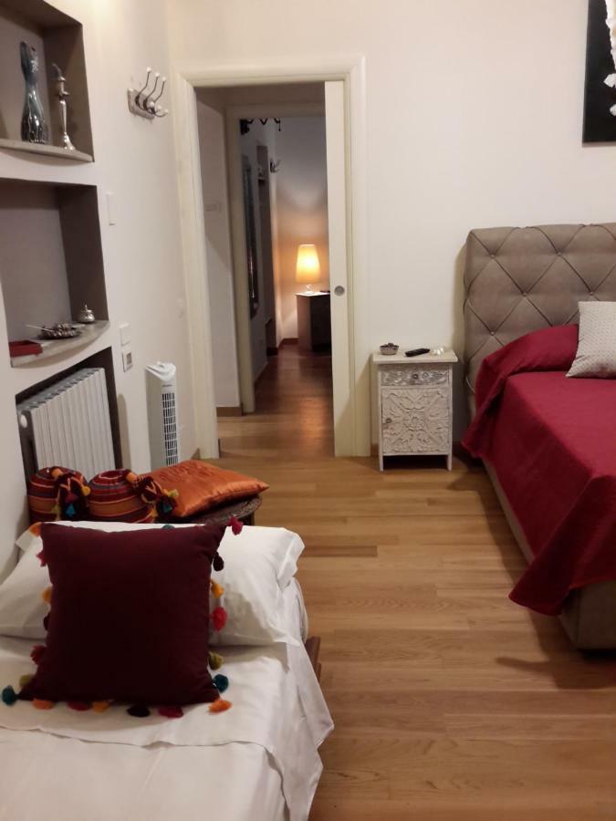 Le Stanze Di Penelope Bed & Breakfast Salerno Luaran gambar
